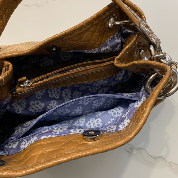 Purse - Picture 2 of 2